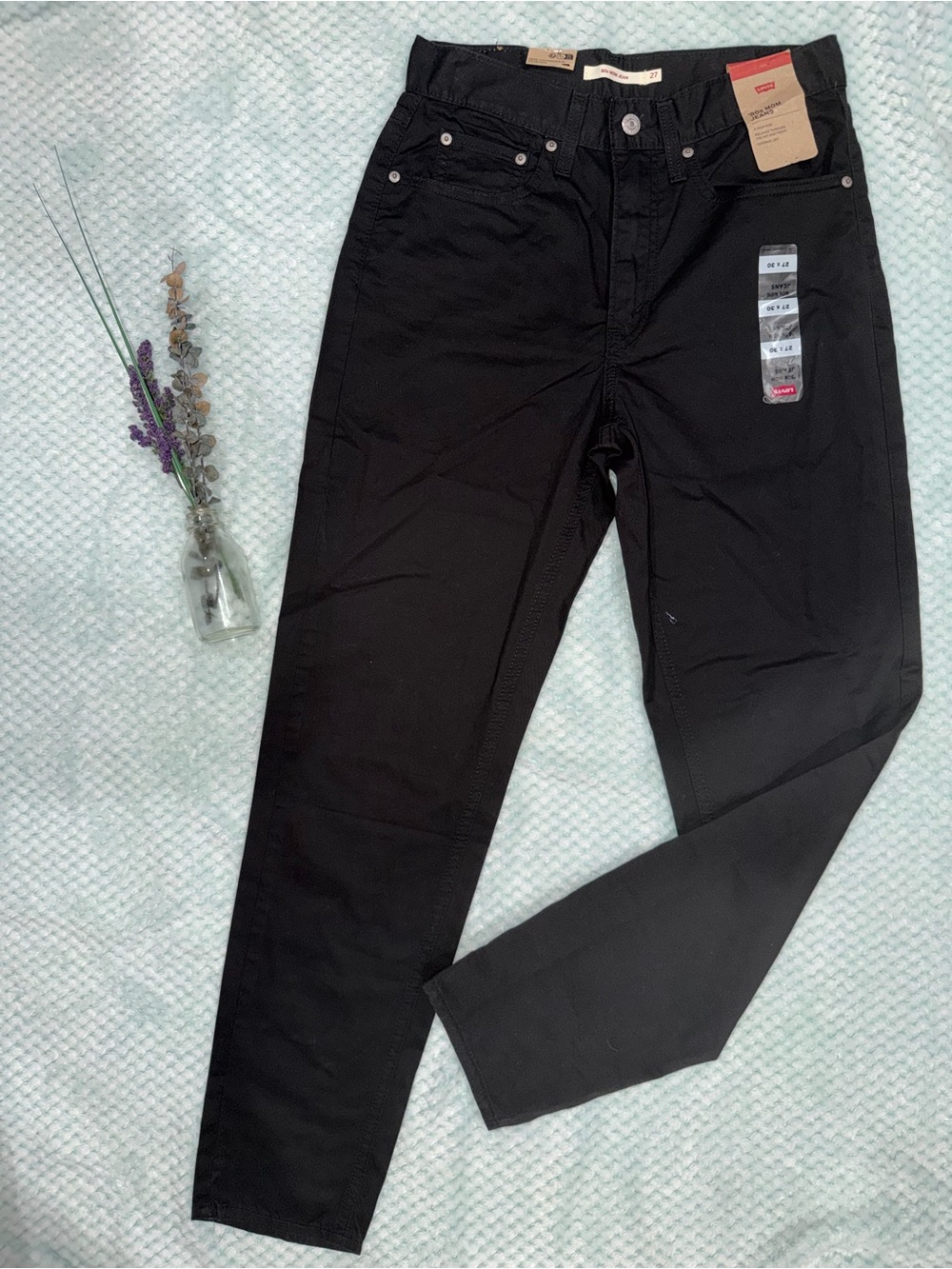 Levi's High Rise Women's Jeans in  Black